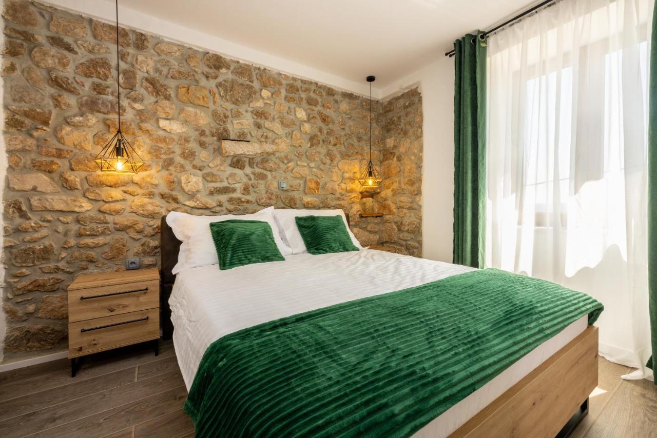 Villa Antani With Heated Pool, Sauna & Jacuzzi Криквеница Екстериор снимка