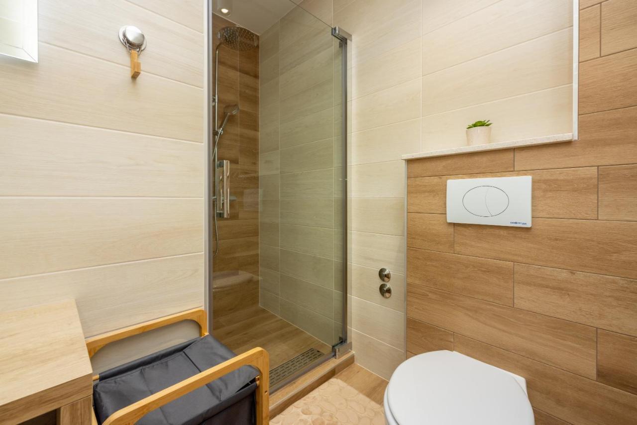Villa Antani With Heated Pool, Sauna & Jacuzzi Криквеница Екстериор снимка