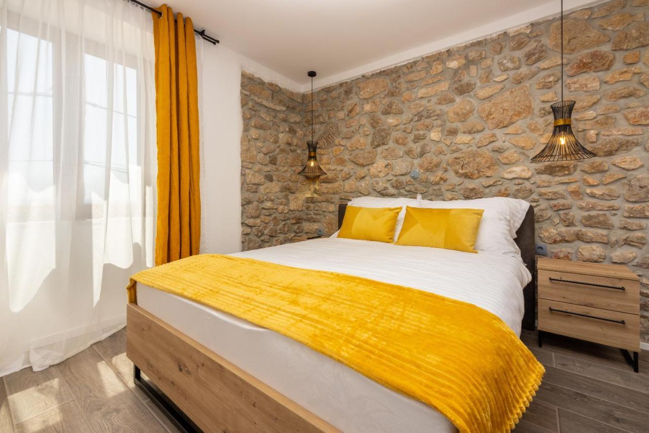 Villa Antani With Heated Pool, Sauna & Jacuzzi Криквеница Екстериор снимка