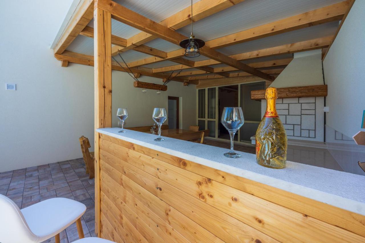 Villa Antani With Heated Pool, Sauna & Jacuzzi Криквеница Екстериор снимка