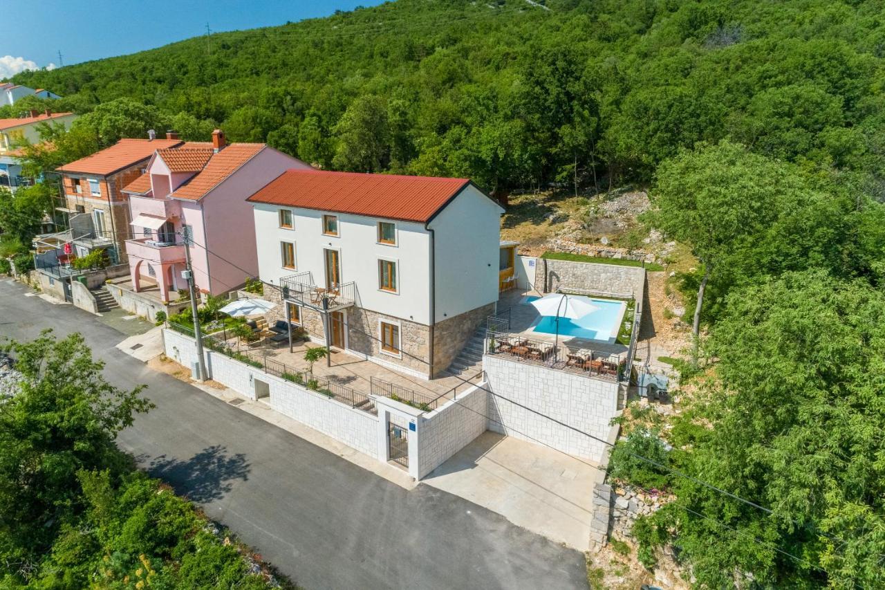 Villa Antani With Heated Pool, Sauna & Jacuzzi Криквеница Екстериор снимка
